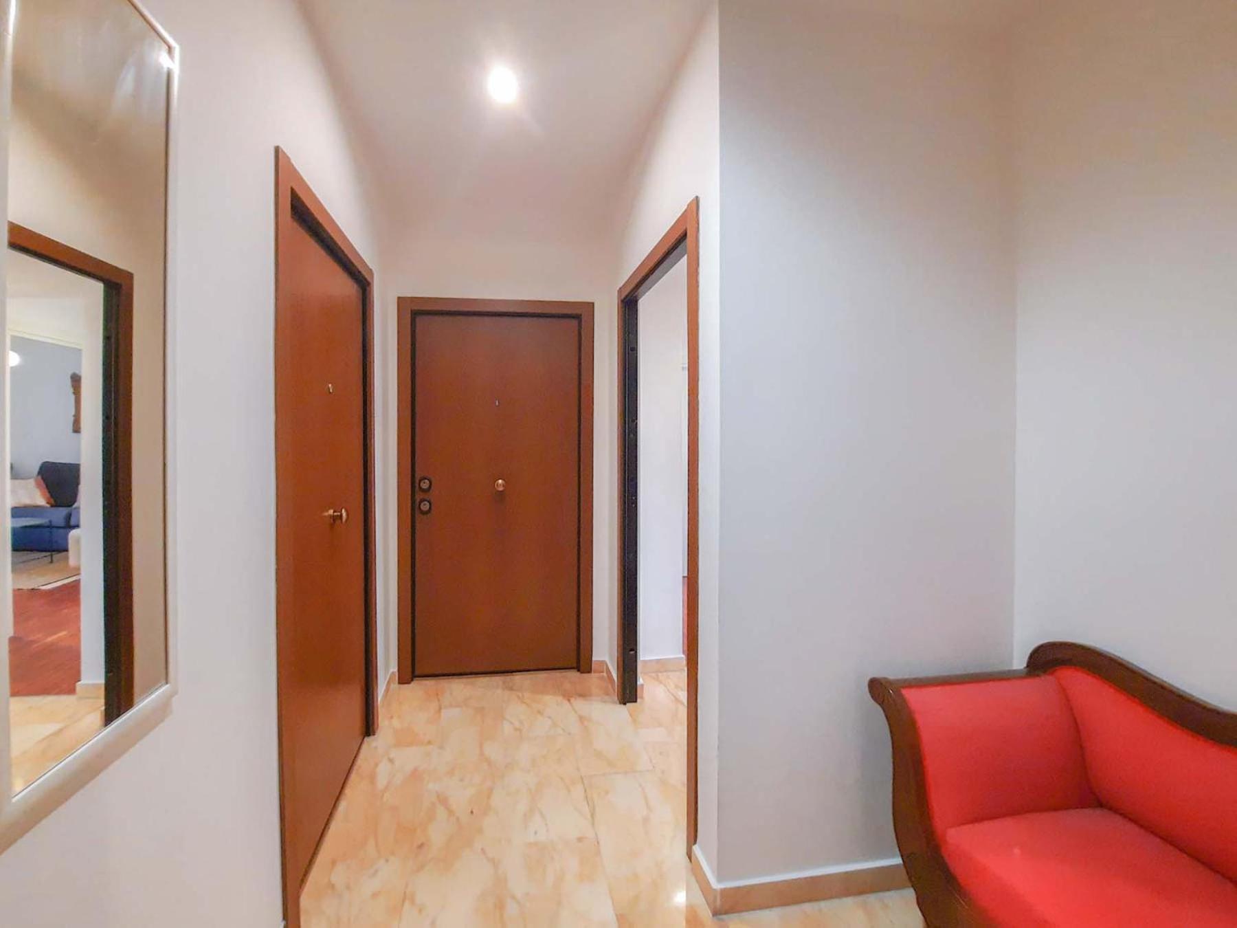 רומא Colosseum Cosy Apartment Close To Metro מראה חיצוני תמונה