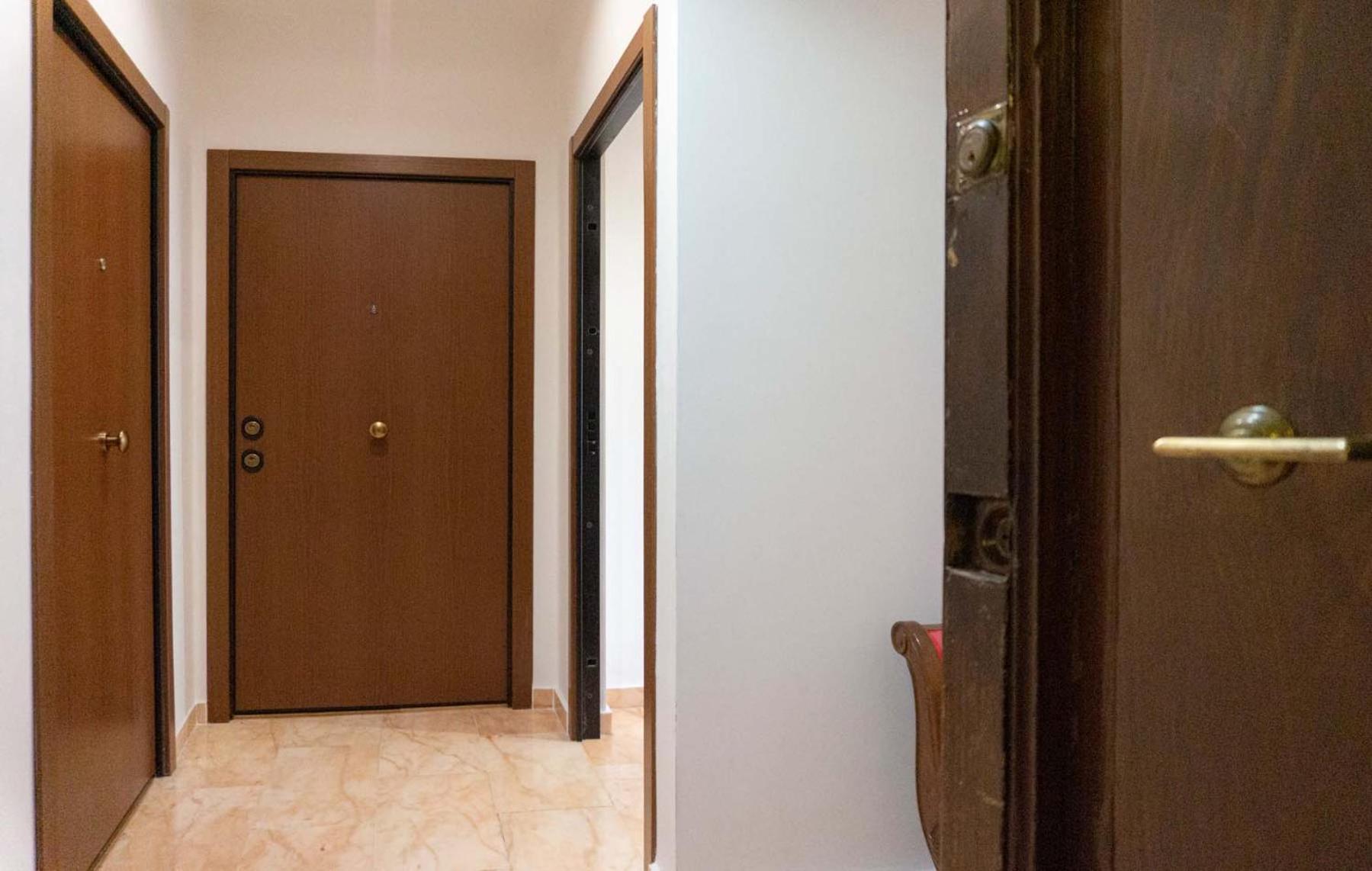רומא Colosseum Cosy Apartment Close To Metro מראה חיצוני תמונה