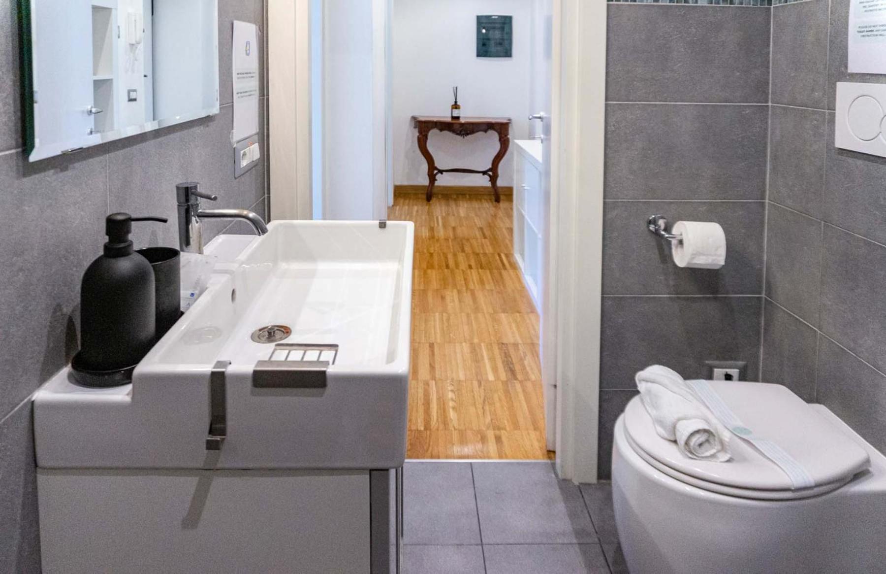רומא Colosseum Cosy Apartment Close To Metro מראה חיצוני תמונה