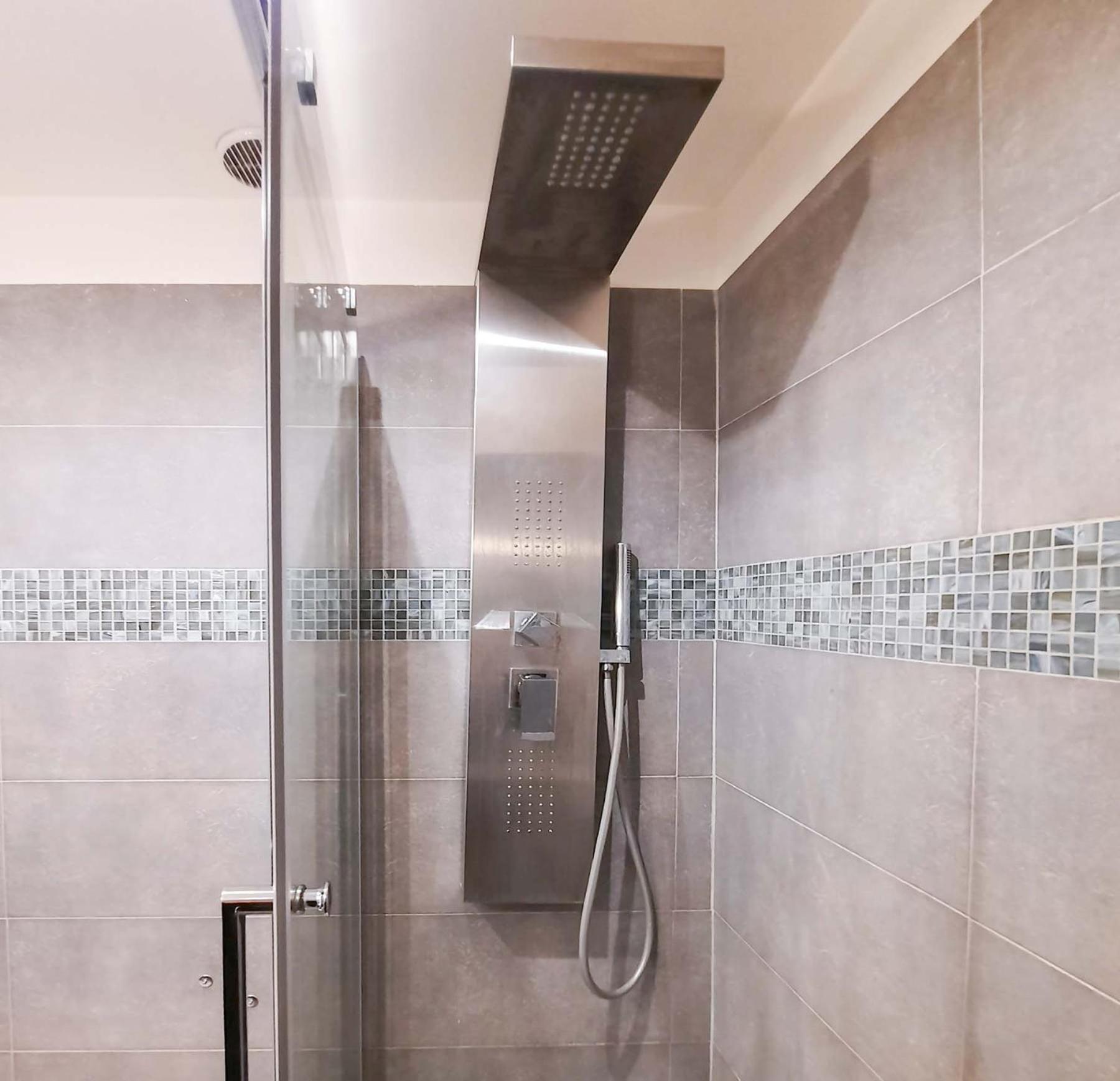 רומא Colosseum Cosy Apartment Close To Metro מראה חיצוני תמונה